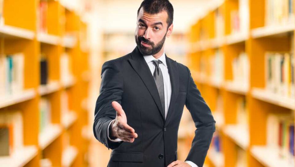 8-Tips-on-Selecting-a-Stock-Transfer-Agent-Signature-Stock-Transfer