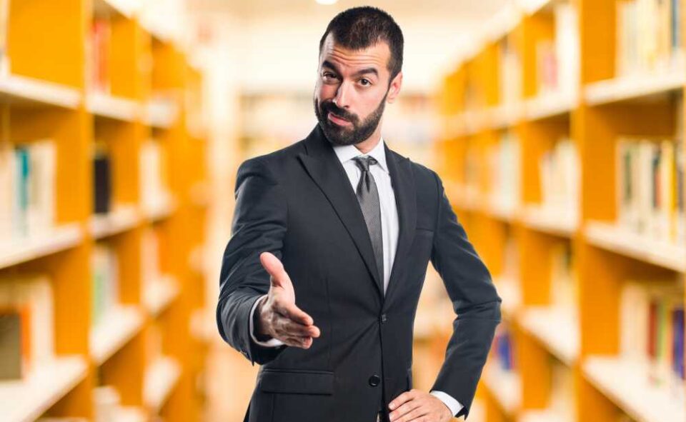 8-Tips-on-Selecting-a-Stock-Transfer-Agent-Signature-Stock-Transfer